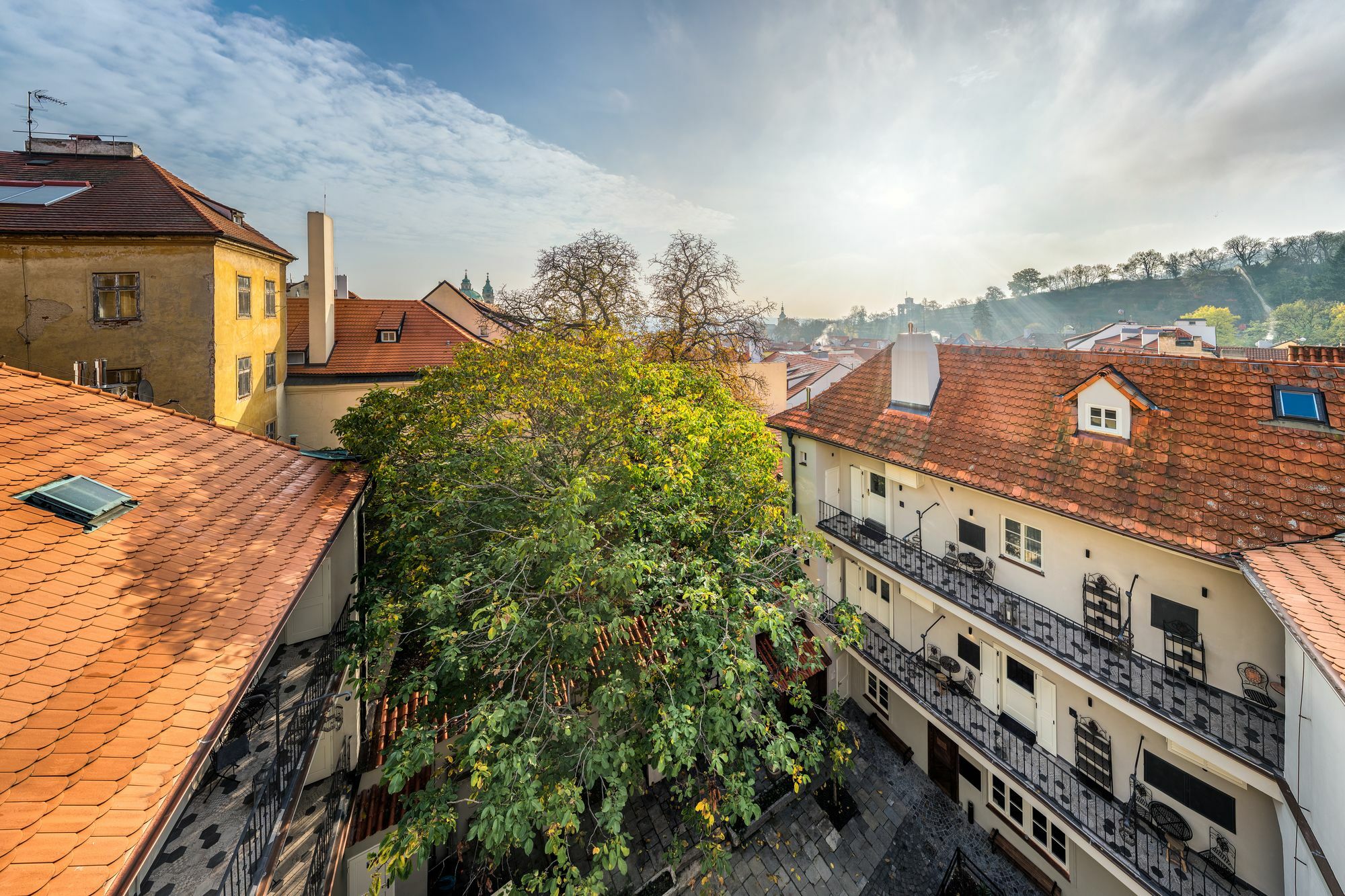 Mooo By The Castle Aparthotel Prague Exterior photo